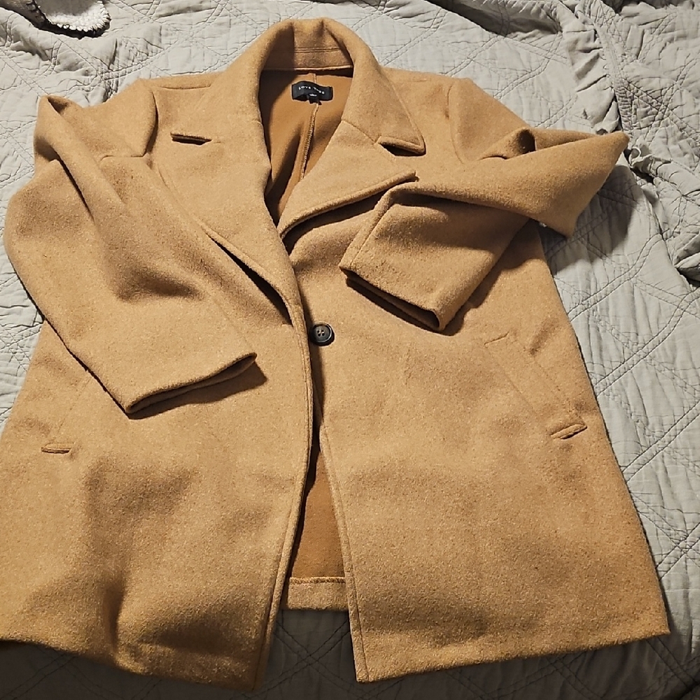Women's Tan Coat